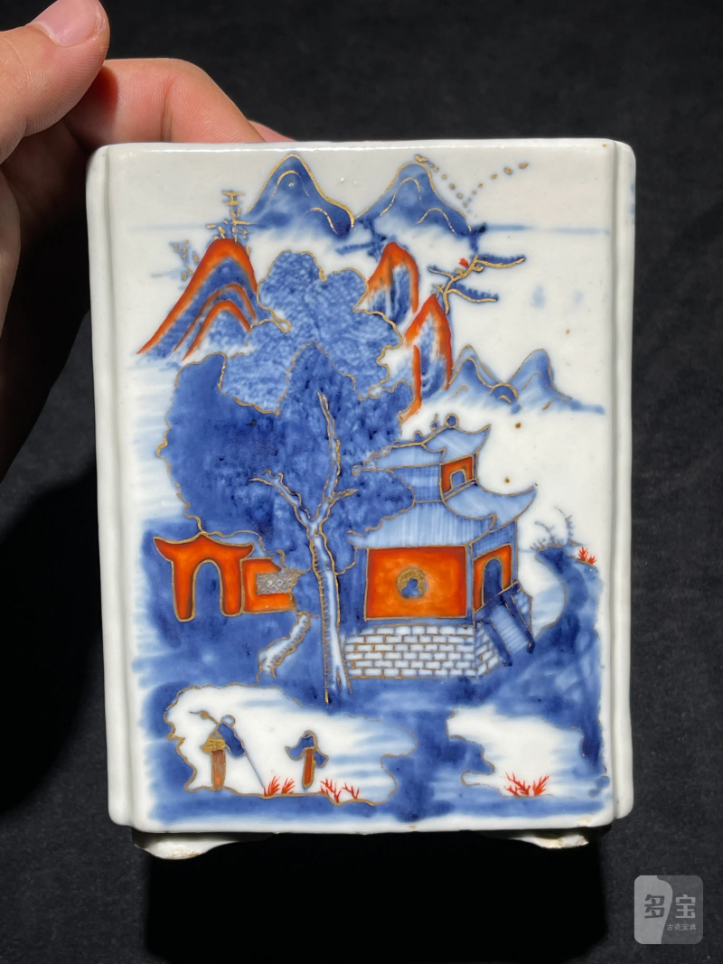 清乾隆 青花矾红描金山水诗文方笔筒 - 图4